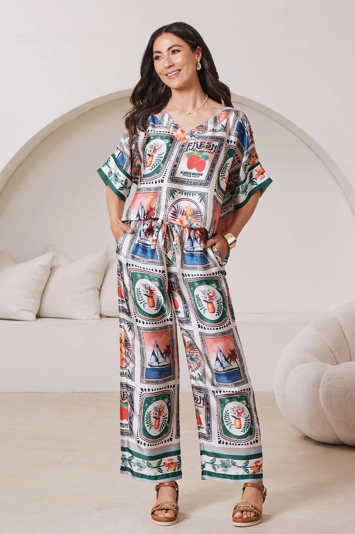 Bianca Short Sleeve Top in Rio Print with V Neck Tops