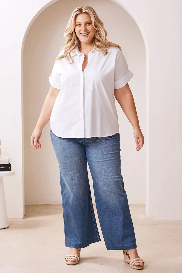 Tia Short Sleeve Cotton Top in White Tops