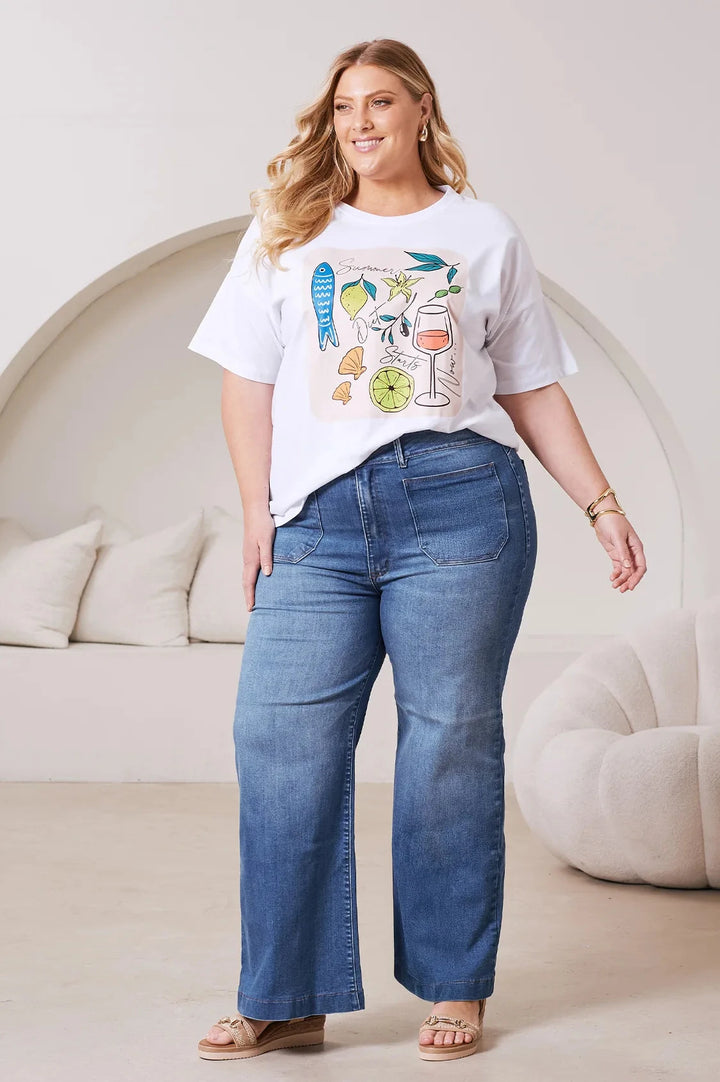Summer Vibe Oversized Graphic T-Shirt White Tops