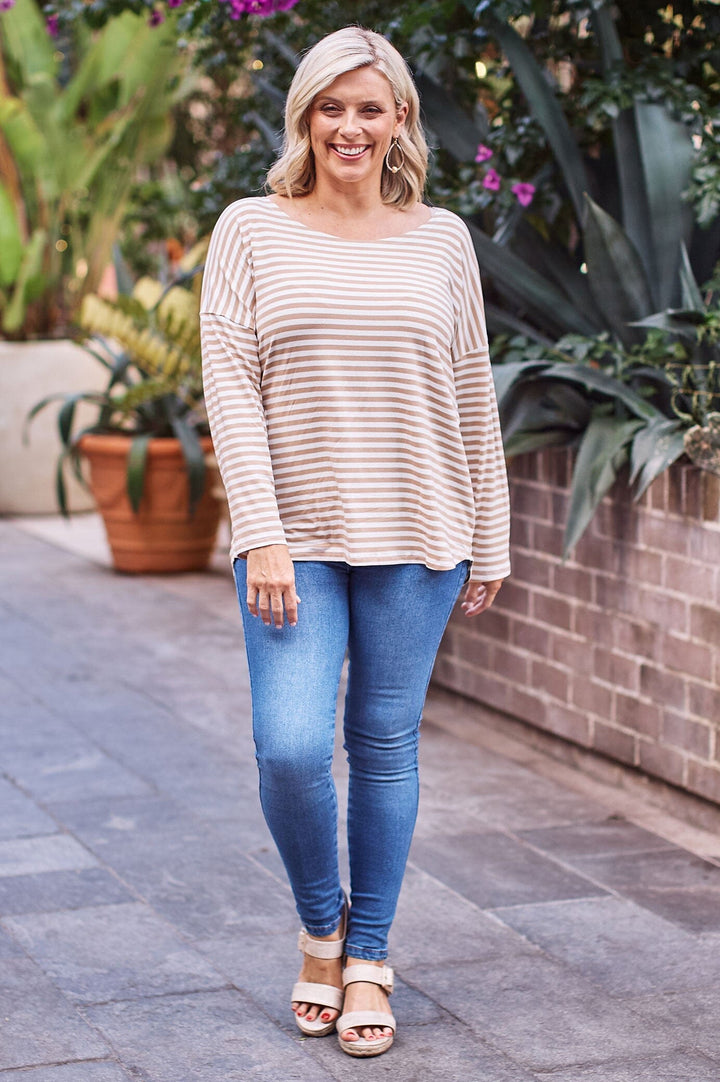 Erica Essential Top Round Neck Striped Camel Tops