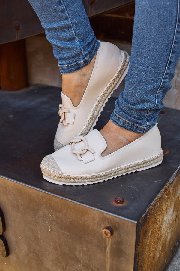 Melissa Loafers Cream Shoes