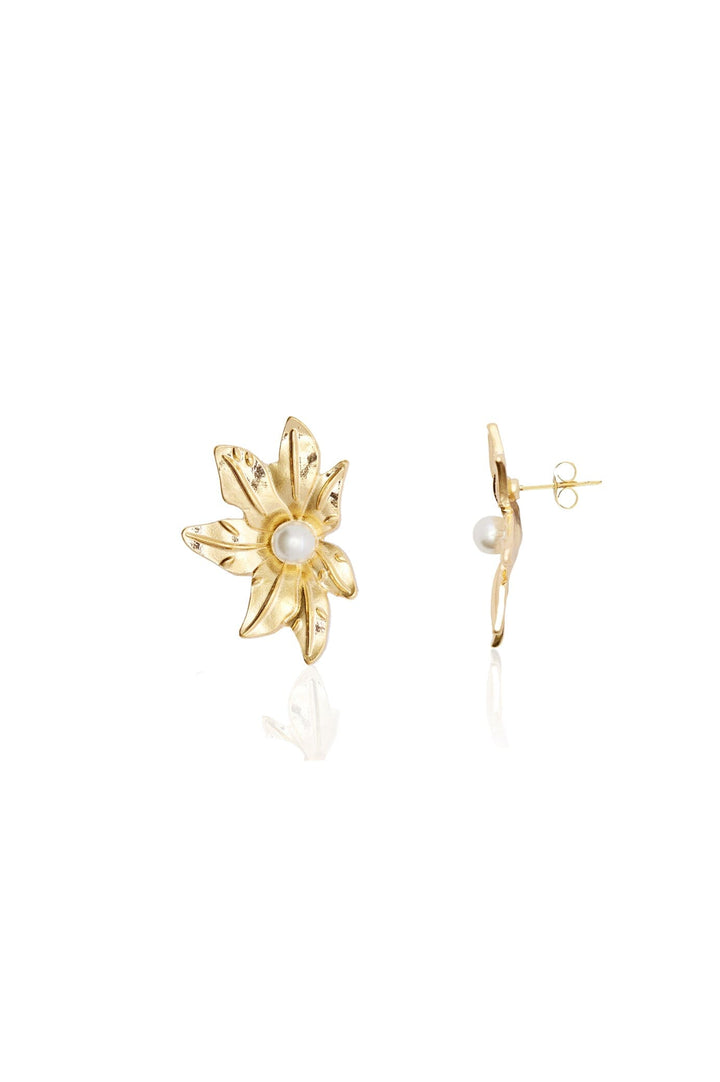 Selah Floral Earrings Gold Stud Earrings