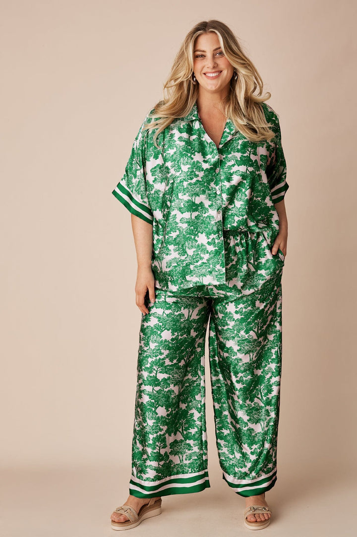 Lisa Short Sleeve Collared Top Emerald Tops
