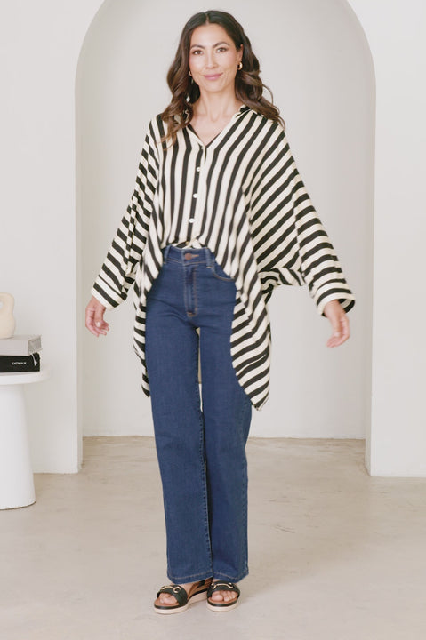 Francesca Striped Relaxed Shirt Black Ivory product video by Carolina