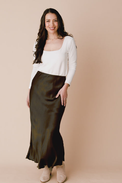 Brittany Maxi Skirt Olive product video from Carolina