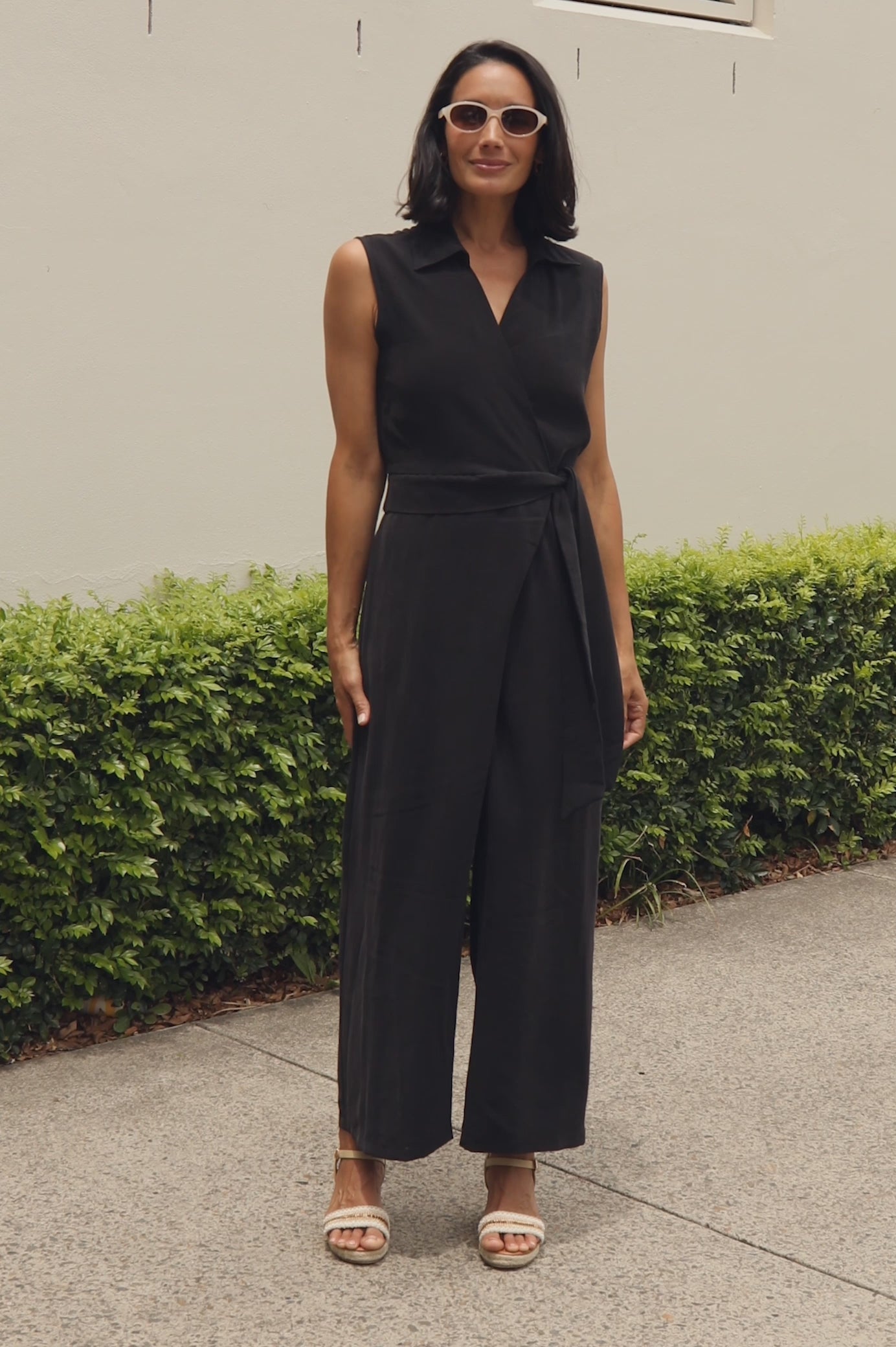 Alex Sleeveless Jumpsuit in Black