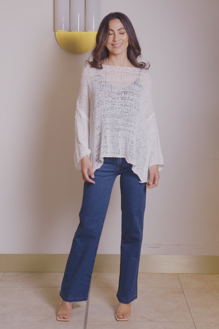 Salina Round Neck Long Sleeve Top White FINAL product video from Carolina