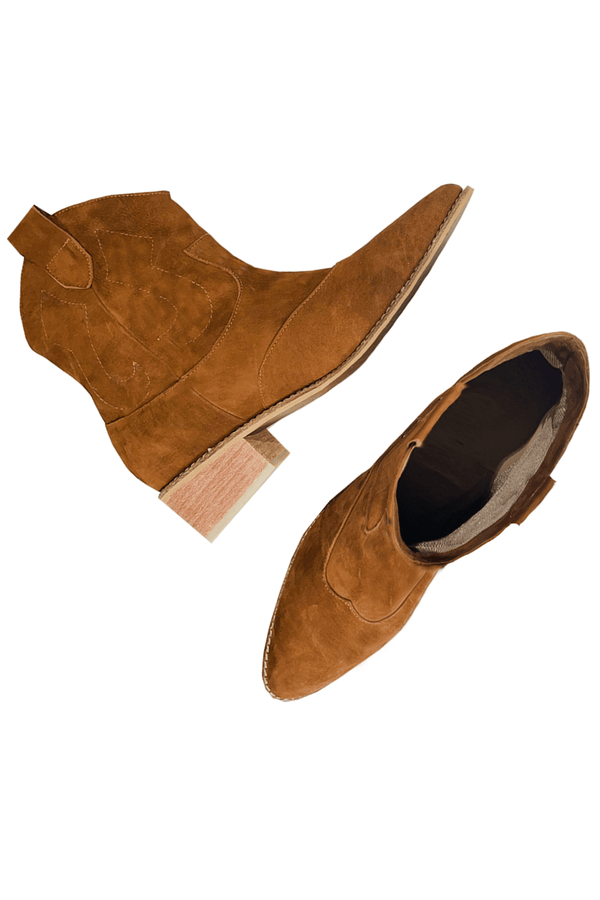 Cassidy Leather Boots in Tan Shoes