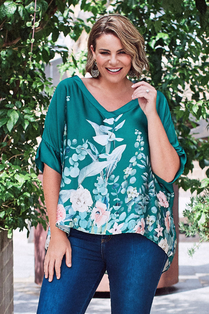 Rosalind Short Sleeve Top with V Neck Emerald Tops