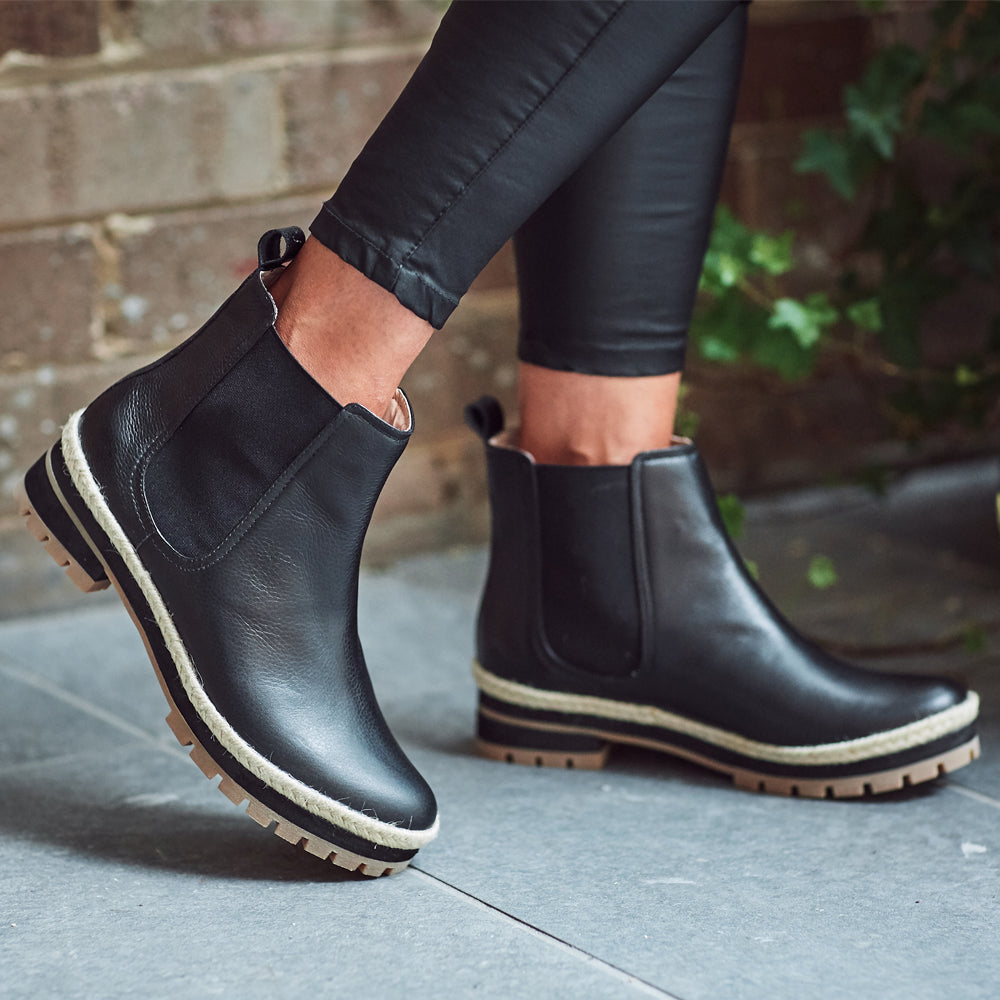 Peyton Leather Ankle Boots Black Shoes