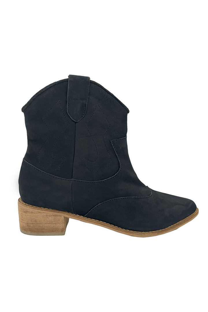 Cassidy Leather Boots Black Shoes