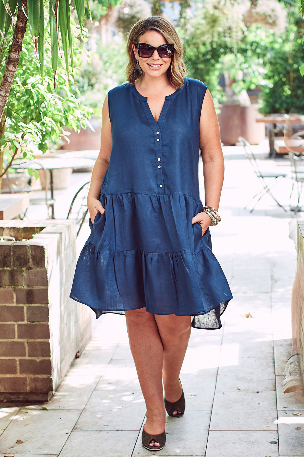 Elle Sleeveless Linen Dress Navy Dress