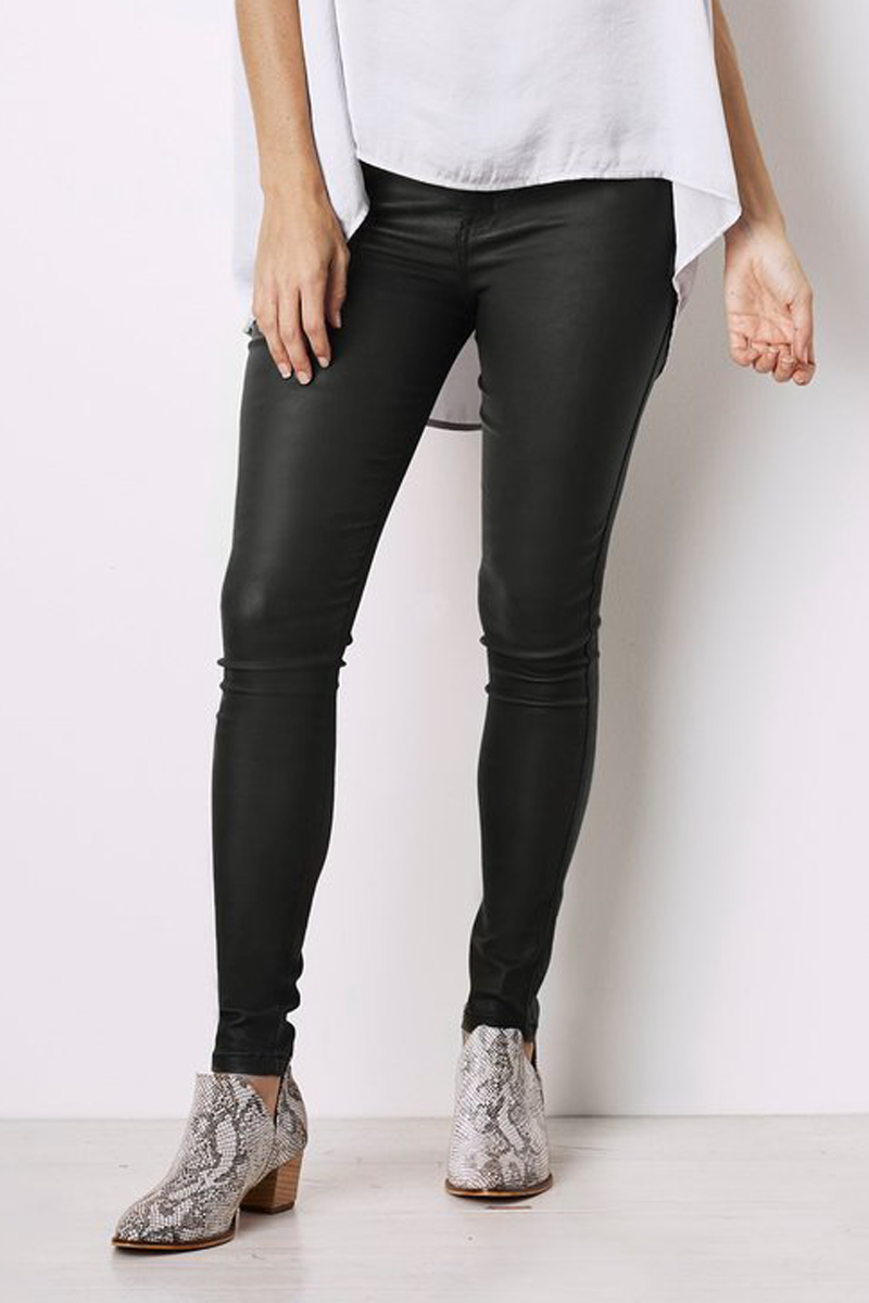 Amber Coated Skinny Jeans Black Pants
