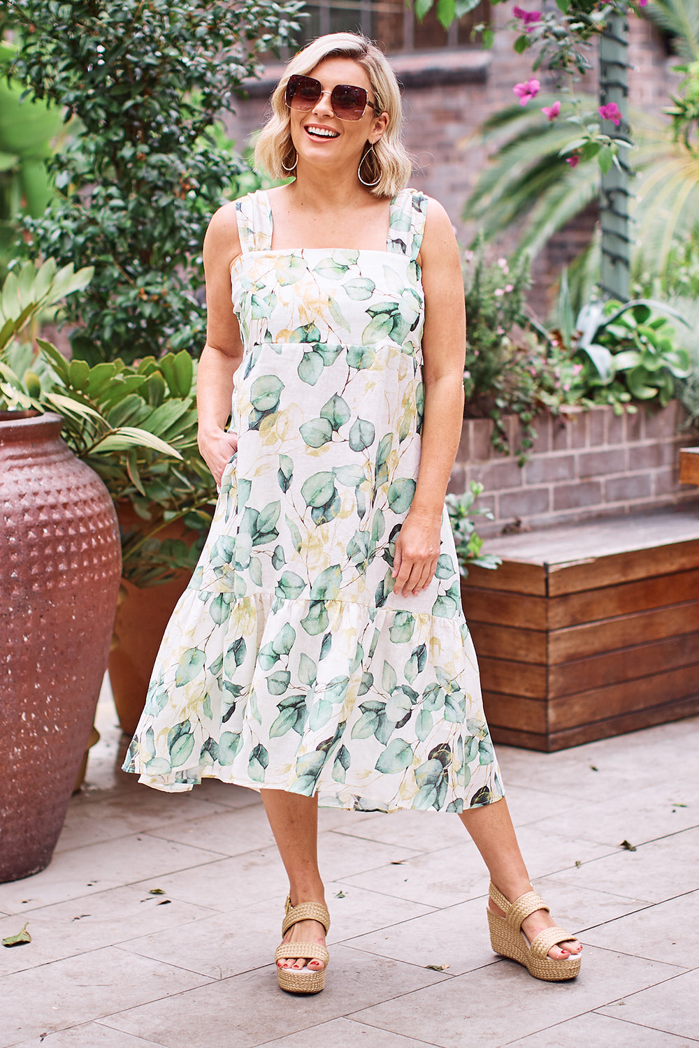 Strappy best sale sundress midi